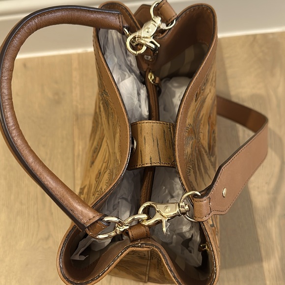 NWT Brahmin Amelia Tan Copa Cabana Shoulder Handbag - Picture 5 of 5